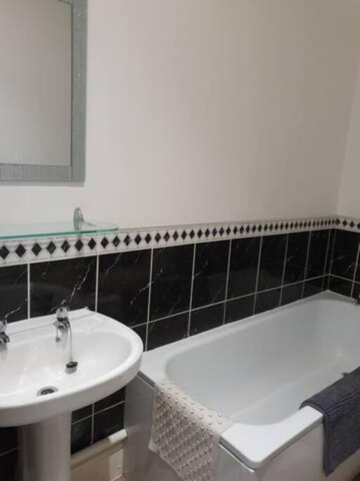 Orme View Dog Friendly Apartment Llandudno Exterior foto